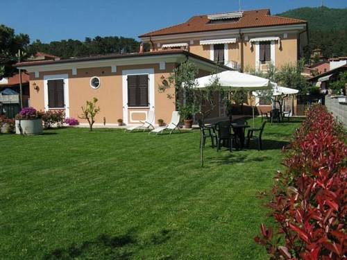 Carrara Italy Booking Discount booking.com