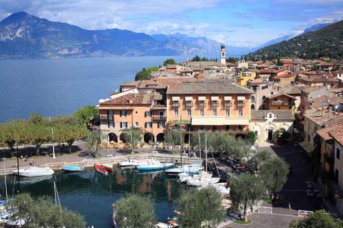Torri del Benaco Italy Booking Discount booking.com