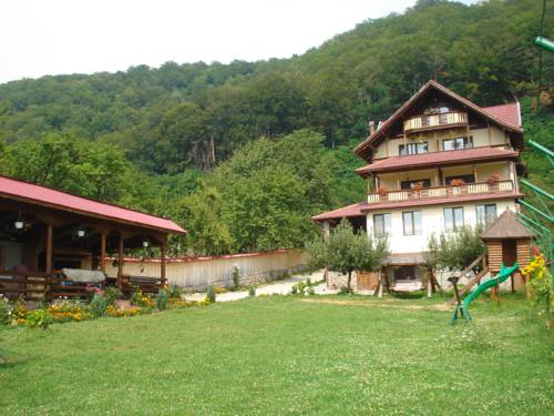 Polovragi Romania Booking Discount booking.com