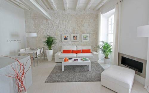 Arles France Booking Discount booking.com