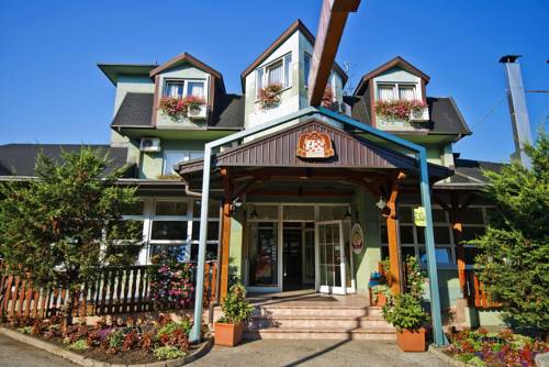 Karlovac Croatia Booking Discount booking.com