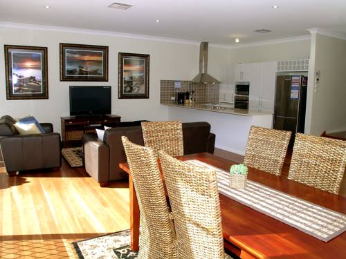 One Mile Australia Booking Discount booking.com