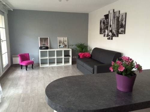 Montévrain France Booking Discount booking.com