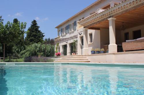 Maussane les Alpilles France Booking Discount booking.com