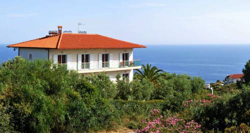 Ayía Paraskeví Grèce Réservation Réduction booking.com