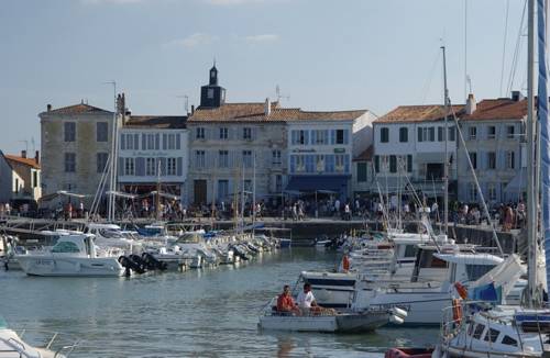 La Flotte France Booking Discount booking.com