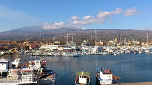 Riposto Italy Booking Discount booking.com