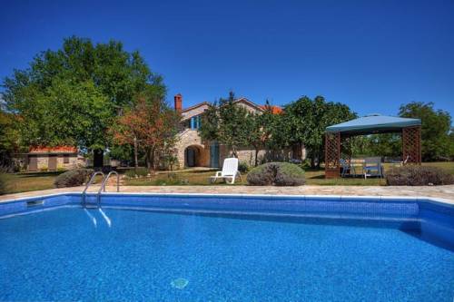 Foli Croatia Booking Discount booking.com