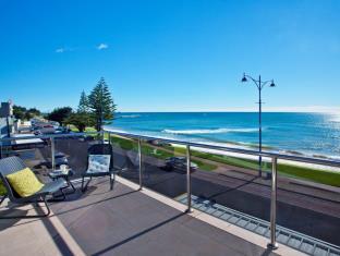 Penguin Australia Booking Discount agoda.com