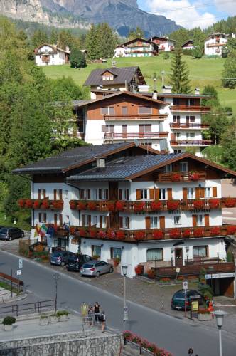 Cortina d'Ampezzo Italy Booking Discount booking.com