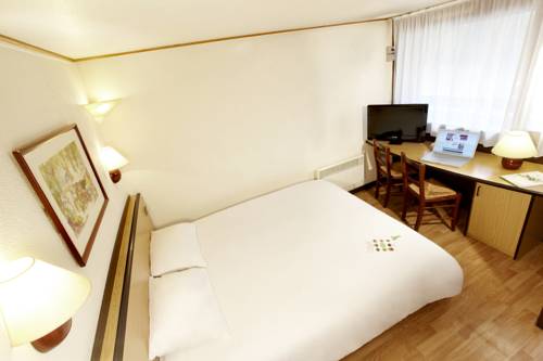 Saint-Denis France Booking Discount booking.com