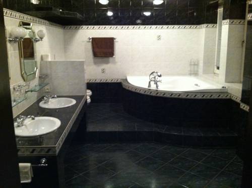 Warszawa Poland Booking Discount booking.com