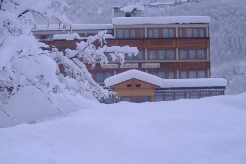 Mezzana Italy Booking Discount booking.com