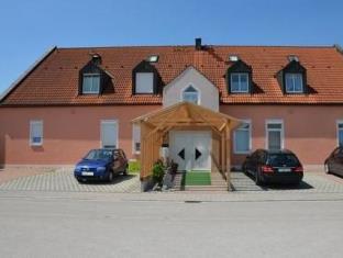 Hallbergmoos Germany Booking Discount agoda.com