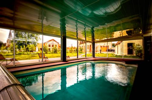 Champrond-en-Gatine France Booking Discount booking.com