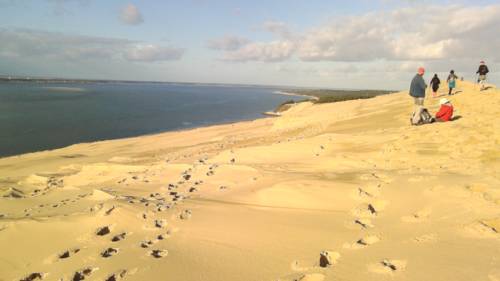 Lanton France Booking Discount booking.com