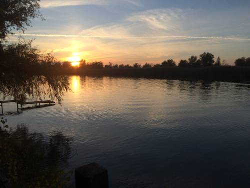 Karaul'noye Russia Booking Discount booking.com