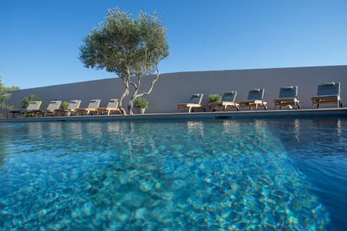 Bonifacio France Booking Discount booking.com