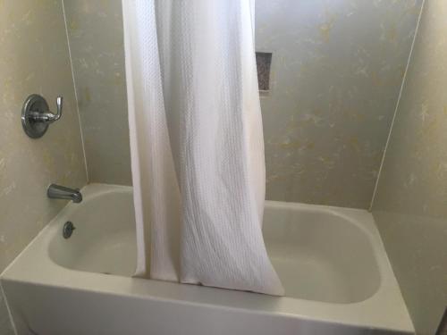 Atwater (CA) United States Booking Discount agoda.com