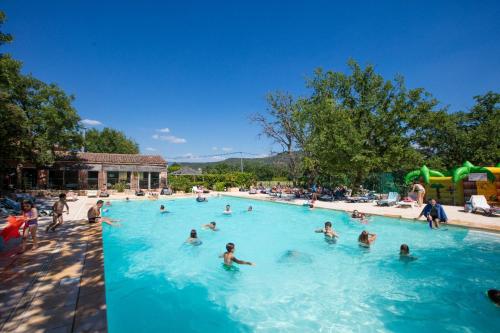 Saint-Saturnin-les-Apt France Booking Discount agoda.com