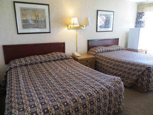 Hinton (Alberta) Canada Booking Discount booking.com