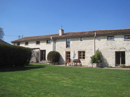 Chef-Boutonne France Booking Discount booking.com
