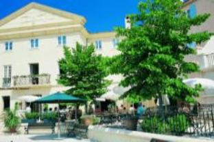 Mallemort France Booking Discount agoda.com