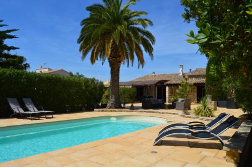 Aigues-Mortes France Booking Discount booking.com