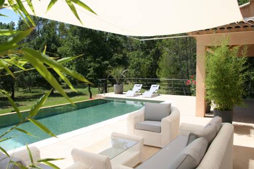 Cotignac France Booking Discount booking.com