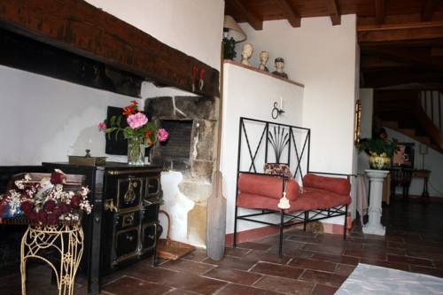 Nizan Gesse France Booking Discount booking.com