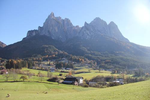 Siusi allo Sciliar (Seis am Schlern) Italy Booking Discount booking.com
