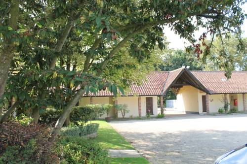 Eye United Kingdom Booking Discount booking.com