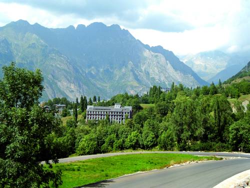 Cerler Spain Booking Discount booking.com