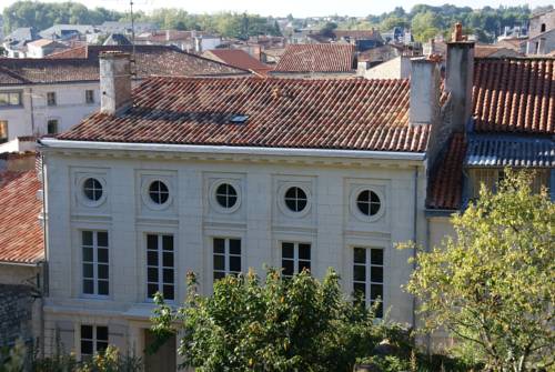 Fontenay-le-Comte France Booking Discount booking.com