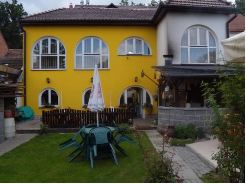 Ivančice, Alexovice République Tchèque Réservation Réduction booking.com