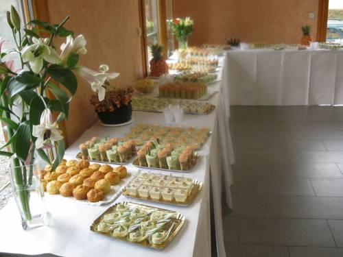 Reignier France Booking Discount booking.com