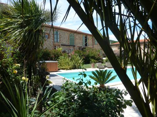 Prades France Réservation Réduction booking.com