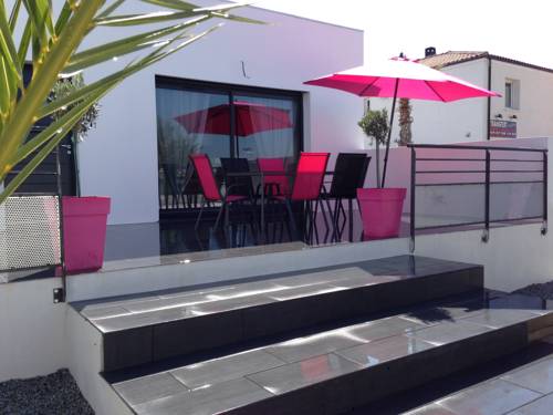 Villeneuve les Beziers France Booking Discount booking.com