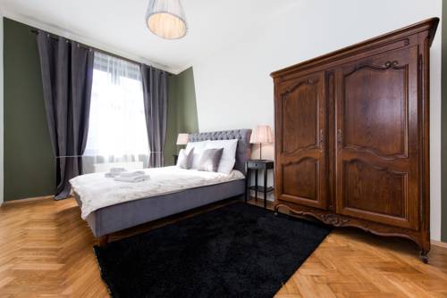 Kraków Poland Booking Discount booking.com