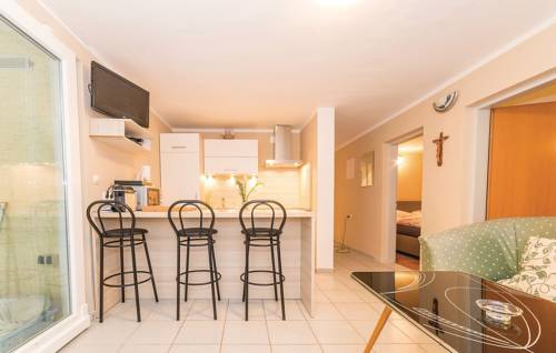 Vir Croatia Booking Discount booking.com