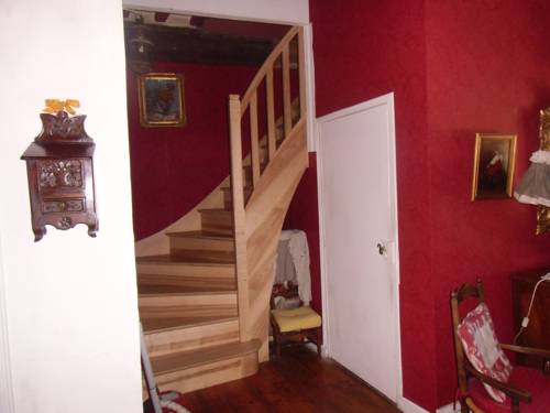 Roquemaure France Booking Discount booking.com