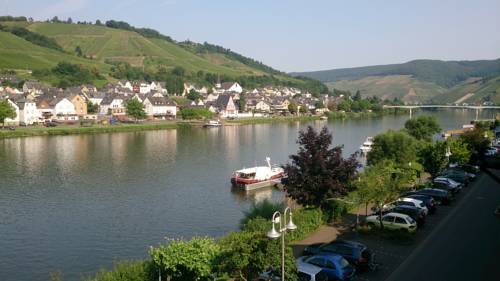 Zell (Mosel) Germany Booking Discount booking.com