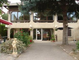 Embrun France Booking Discount agoda.com