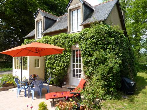 Saint-Goazec France Booking Discount booking.com