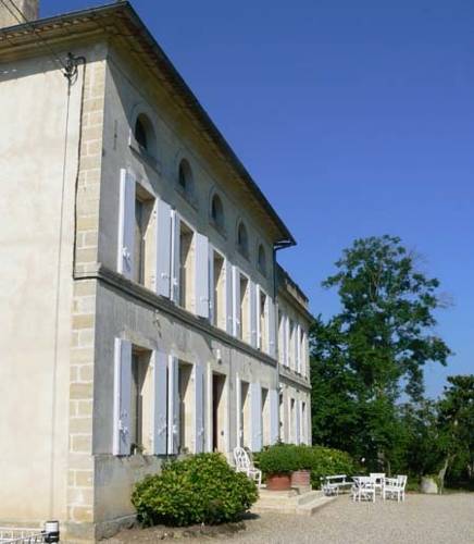 Pujols France Booking Discount booking.com