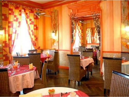 Neuville-de-Poitou France Booking Discount booking.com