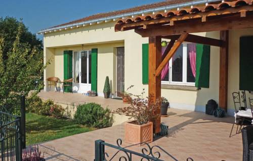 Oradour Fanais France Booking Discount booking.com