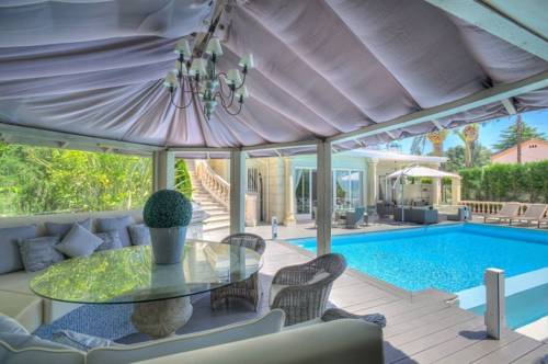 Antibes France Booking Discount booking.com