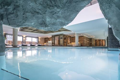 Méribel France Booking Discount booking.com