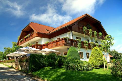 Sankt Georgen im Attergau Austria Booking Discount booking.com